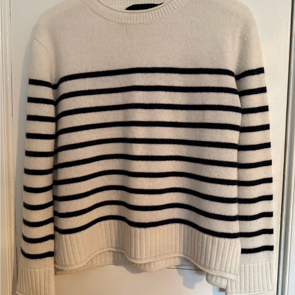 Jenni Kayne Striped Navy + Cream Sweater Size Small
